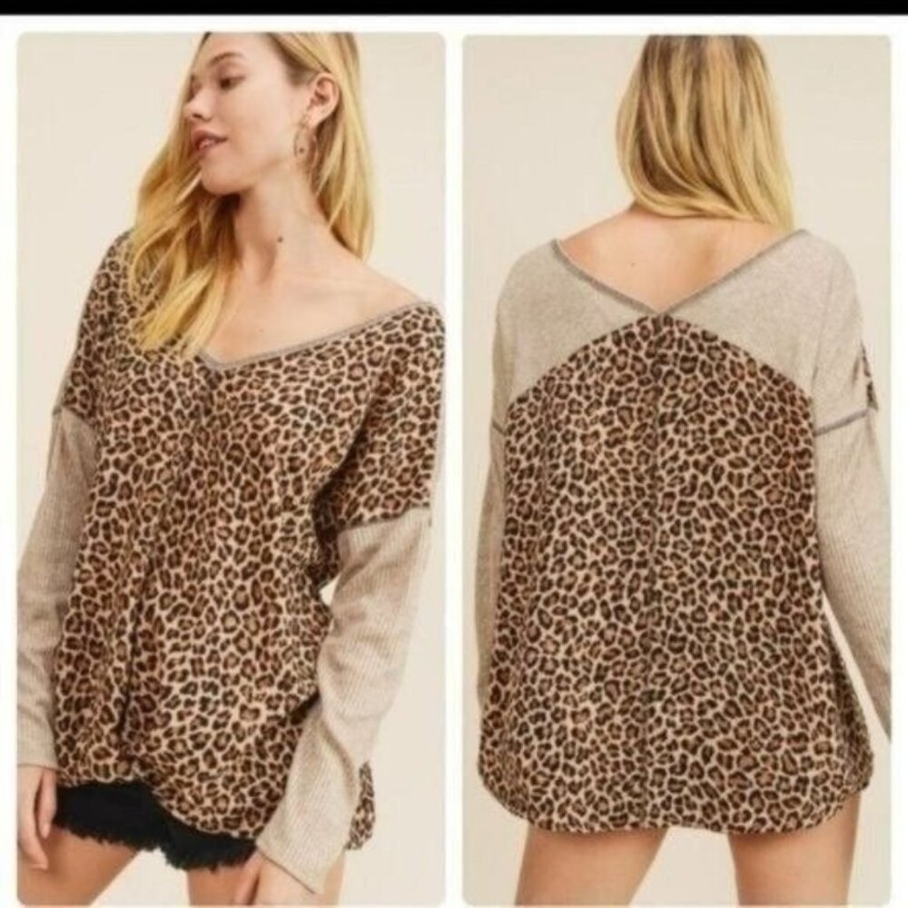 Leopard Print V-Neck Long Sleeve Top W/Beige Ribbed Contrast-NEW